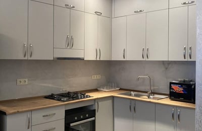 Alquiler de apartamento acogedor y confortable, 75 m², Batumi, Georgia