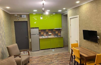 Location d'un appartement lumineux et chaleureux, 60 m², Batumi, Géorgie