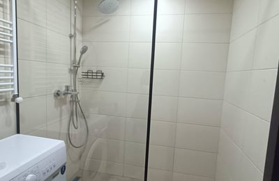 Location d'un appartement entièrement meublé avec vue sur la mer, 48 m², Batoumi, Géorgie