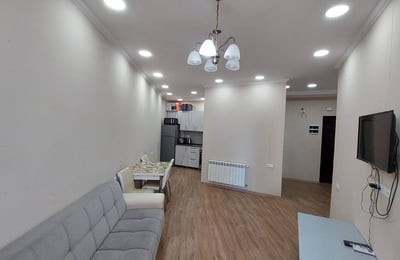 Alquiler de apartamento luminoso y confortable, 60 m², Batumi, Georgia