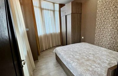 Vermietung einer hellen, komfortablen Wohnung mit Balkon, 60 m², Batumi, Georgien
