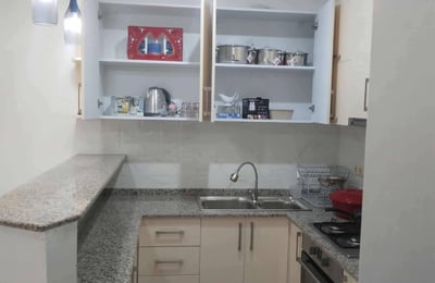 Vermietung einer hellen, geräumigen Wohnung, 80 m², Batumi, Georgien