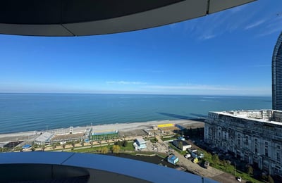 Аренда светлой квартиры с видом на море, Alliance Palace, Батуми, Грузия