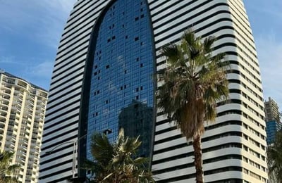 Аренда светлой квартиры с видом на море, Alliance Palace, Батуми, Грузия