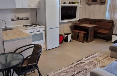 Vermietung einer komfortablen, möblierten Wohnung, 45 m², Batumi, Georgien