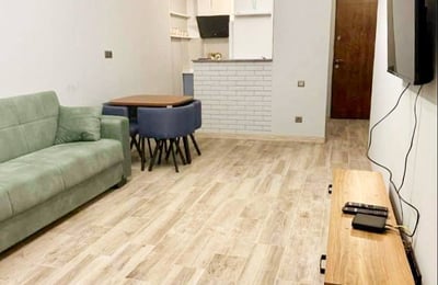 Vermietung einer hellen, komfortablen Wohnung mit Balkon, 60 m², Black Sea Tower, Batumi, Georgien