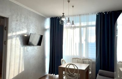 Аренда стильной, уютной квартиры с видом на море и горы, 50 м², Батуми, Грузия