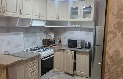 Vermietung einer komfortablen, möblierten Wohnung, 57 m², Batumi, Georgien
