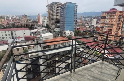 Vermietung einer komfortablen, möblierten Wohnung, 57 m², Batumi, Georgien