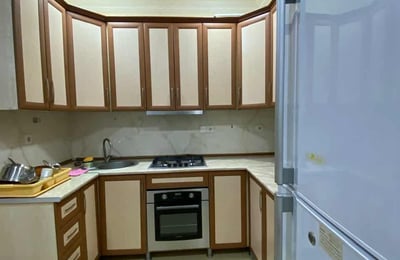 Vermietung einer hellen, geräumigen Wohnung, 75 m², Batumi, Georgien