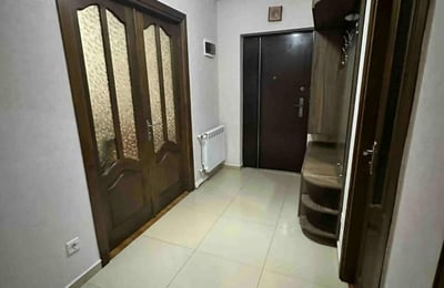 Vermietung einer hellen, geräumigen Wohnung, 75 m², Batumi, Georgien