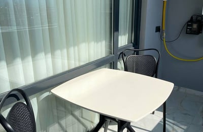 Vermietung eines gemütlichen Studios mit Balkon, 40 m², Black Sea Tower, Batumi, Georgien