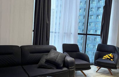 Miete einer modernen, gemütlichen Wohnung im Dar Building, Batumi, Georgien