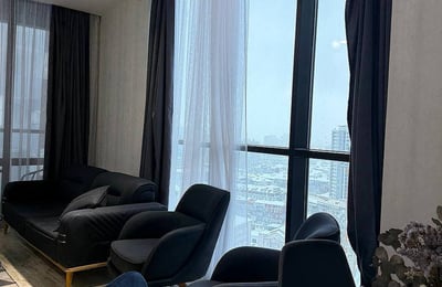 Miete einer modernen, gemütlichen Wohnung im Dar Building, Batumi, Georgien