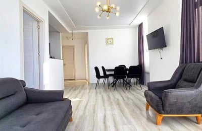 Alquiler de un apartamento luminoso и moderno, 70 m², Batumi, Georgia