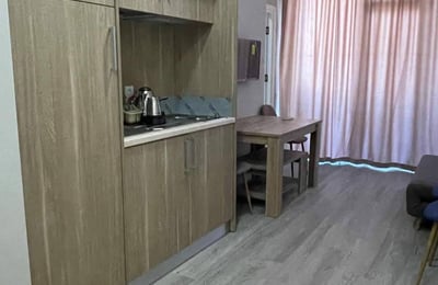 Alquiler de un apartamento amueblado y cómodo, Batumi, Georgia