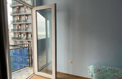 Gemütliche und komfortable 60 m² Wohnung mit schöner Aussicht zu vermieten, Batumi, Georgien