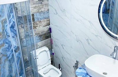 Alquiler de apartamento espacioso de 78 m², Casco Antiguo, Batumi, Georgia