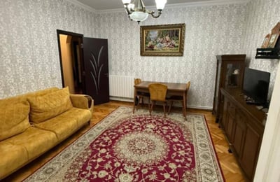 Alquiler de apartamento cómodo de 82 m², Batumi, Georgia