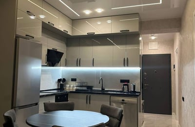 Аренда комфортной квартиры 60 м² в Bagrationi Residence с видом на стадион, Батуми, Грузия