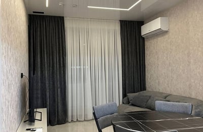 Аренда комфортной квартиры 60 м² в Bagrationi Residence с видом на стадион, Батуми, Грузия