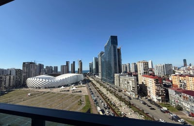 Аренда комфортной квартиры 60 м² в Bagrationi Residence с видом на стадион, Батуми, Грузия