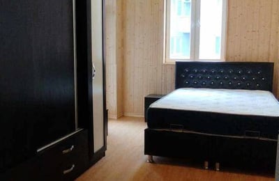 Alquiler de un apartamento cómodo, amueblado de dos dormitorios en Batumi, Georgia