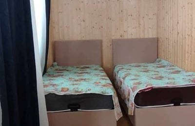 Alquiler de un apartamento cómodo, amueblado de dos dormitorios en Batumi, Georgia