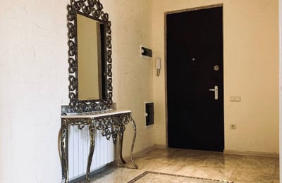 Alquiler de un apartamento espacioso y luminoso de 101 m² en Dona House, Batumi, Georgia