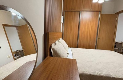 Alquiler de apartamento excelente y amueblado con terraza, 55 m², Batumi, Georgia