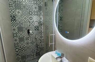 Location d'un studio panoramique meublé avec vue sur la mer, 29 m², Batoumi, Géorgie