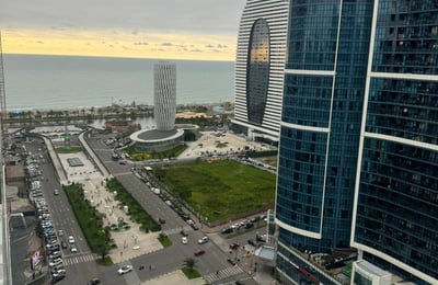 Location d'un studio panoramique meublé avec vue sur la mer, 29 m², Batoumi, Géorgie