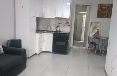 Location d'un appartement confortable meublé avec vue panoramique, 60 m², Batoumi, Géorgie
