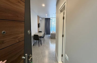 Location d'un studio compact meublé avec vue sur la mer, 37 m², Batoumi, Géorgie