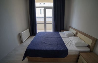 Vermietung einer geräumigen, möblierten Wohnung, 90 m², Batumi, Georgien