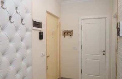 Location d'un appartement lumineux et neuf, 75 m², Batoumi, Géorgie