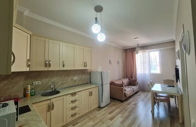 Location d'un appartement spacieux et confortable, 60 m², Batoumi, Géorgie