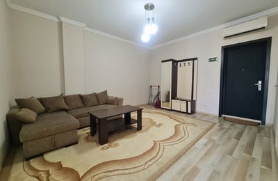 Location d'un appartement spacieux et confortable, 60 m², Batoumi, Géorgie