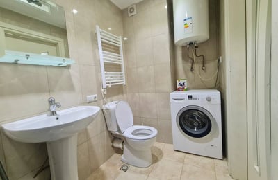 Location d'un appartement spacieux et confortable, 60 m², Batoumi, Géorgie