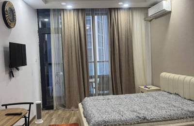 Vermietung eines gemütlichen Studios mit Stadtblick, 37 m², Dar Building, Batumi, Georgien