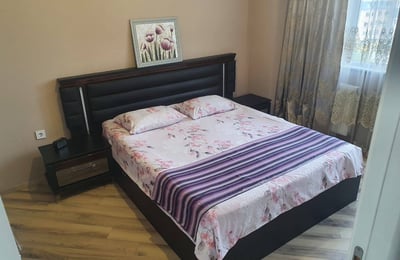 Alquiler de apartamento amplio y confortable, 90 m², Batumi, Georgia