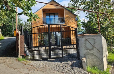 Аренда светлого дома с частным двором, Батуми, Грузия