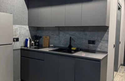 Gemütliche und komfortable Studio-Wohnung mieten mit Pool, Batumi, Georgien