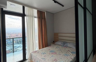 Location d'un appartement élégant et chaleureux, Batumi, Géorgie