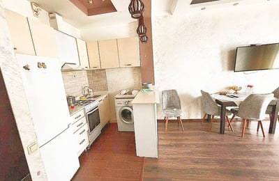 Аренда меблированной квартиры возле парка, Батуми, Грузия