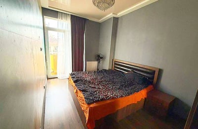 Аренда меблированной квартиры возле парка, Батуми, Грузия