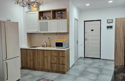Moderne und geräumige Wohnung 67 m² mieten, Dar Building, Batumi, Georgien