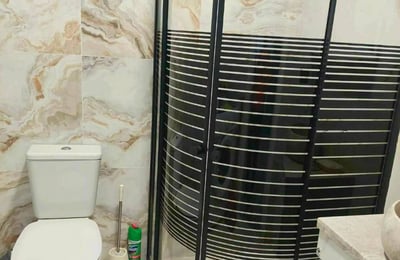 Alquiler de larga duración de un apartamento acogedor a estrenar, Batumi, Georgia