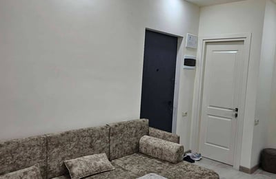 Vermietung einer gemütlichen, komfortablen Wohnung mit Balkon, 45 m², Batumi, Georgien