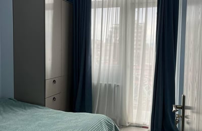 Alquiler de apartamento confortable y amueblado con balcón, Batumi, Georgia